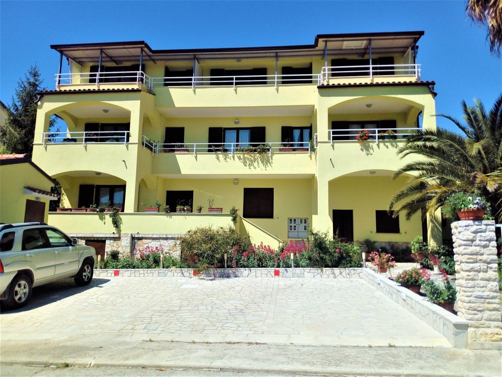 Apartment Manuel *
